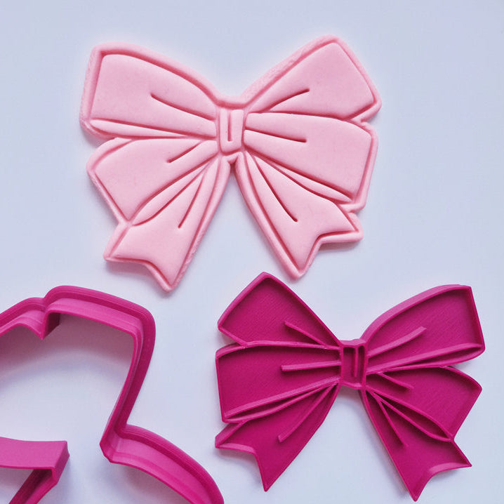 Victoria Bow Cookie Cutter & Stamp