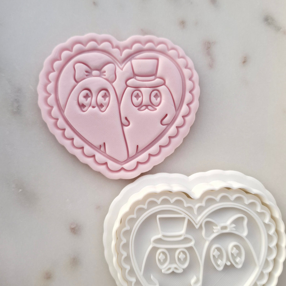 Ghost Couple in Frame Cookie Cutter and Stamp zoomed out