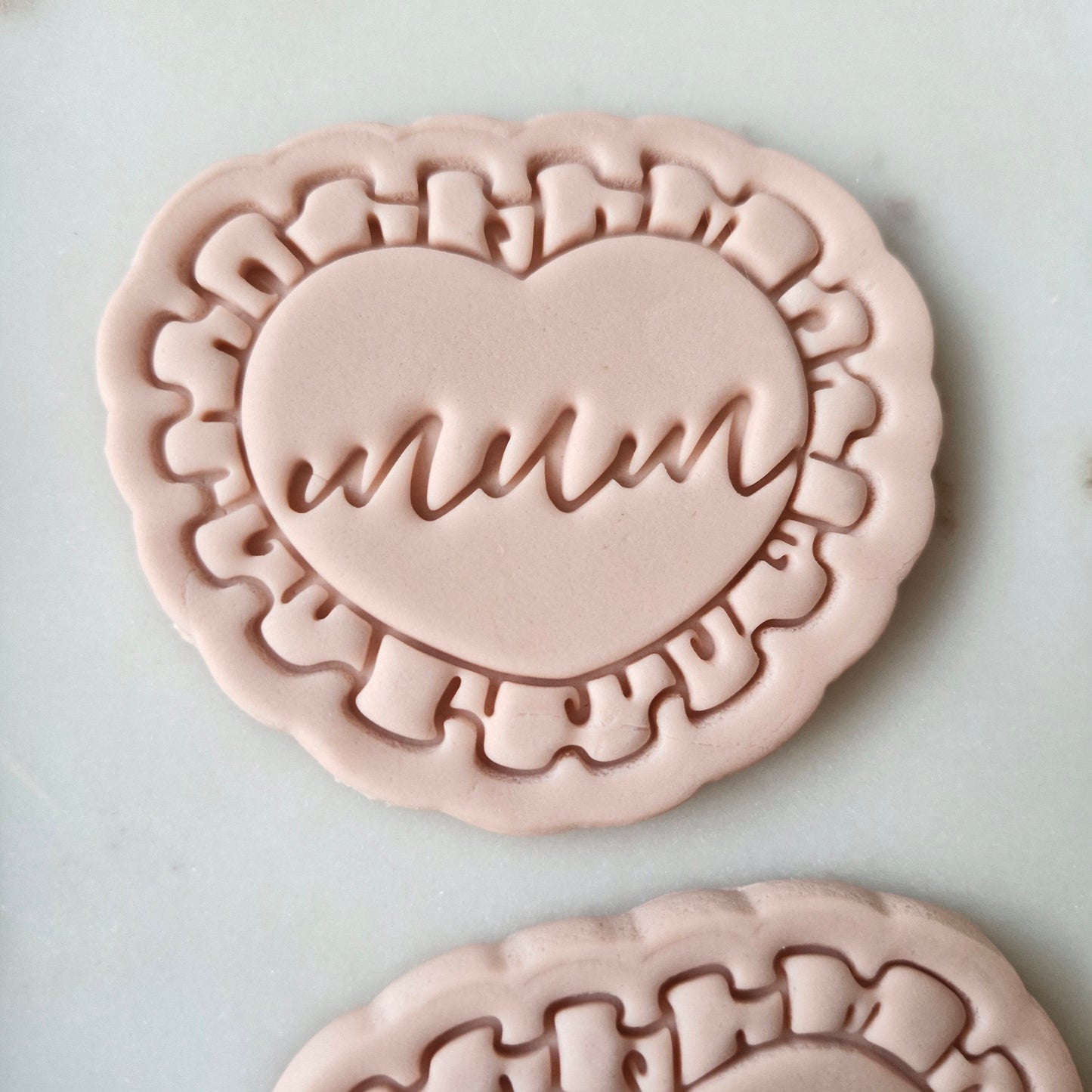 Mum on Heart with Frills Cookie Cutter and Stamp