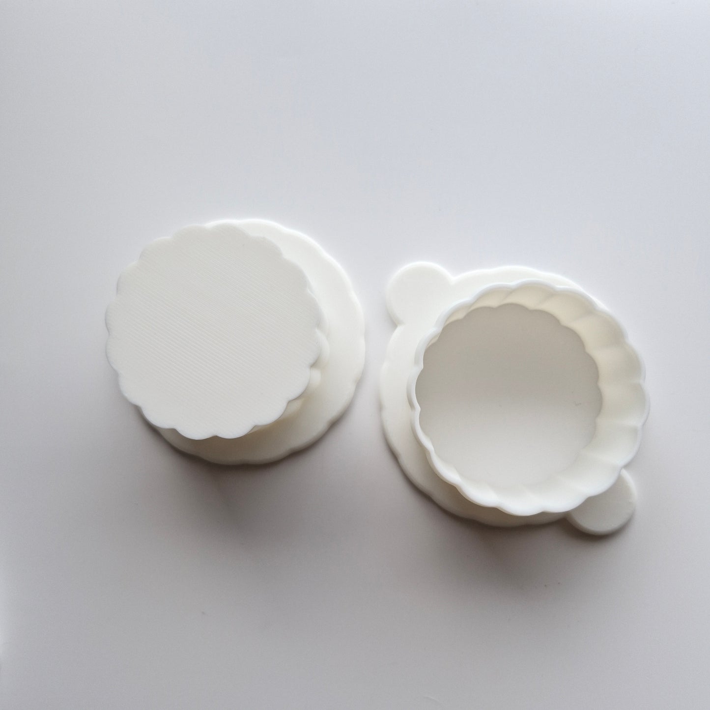 Daisy with Long Petals Cake Pop Mould with Mini Cookie Cutter and Stamp