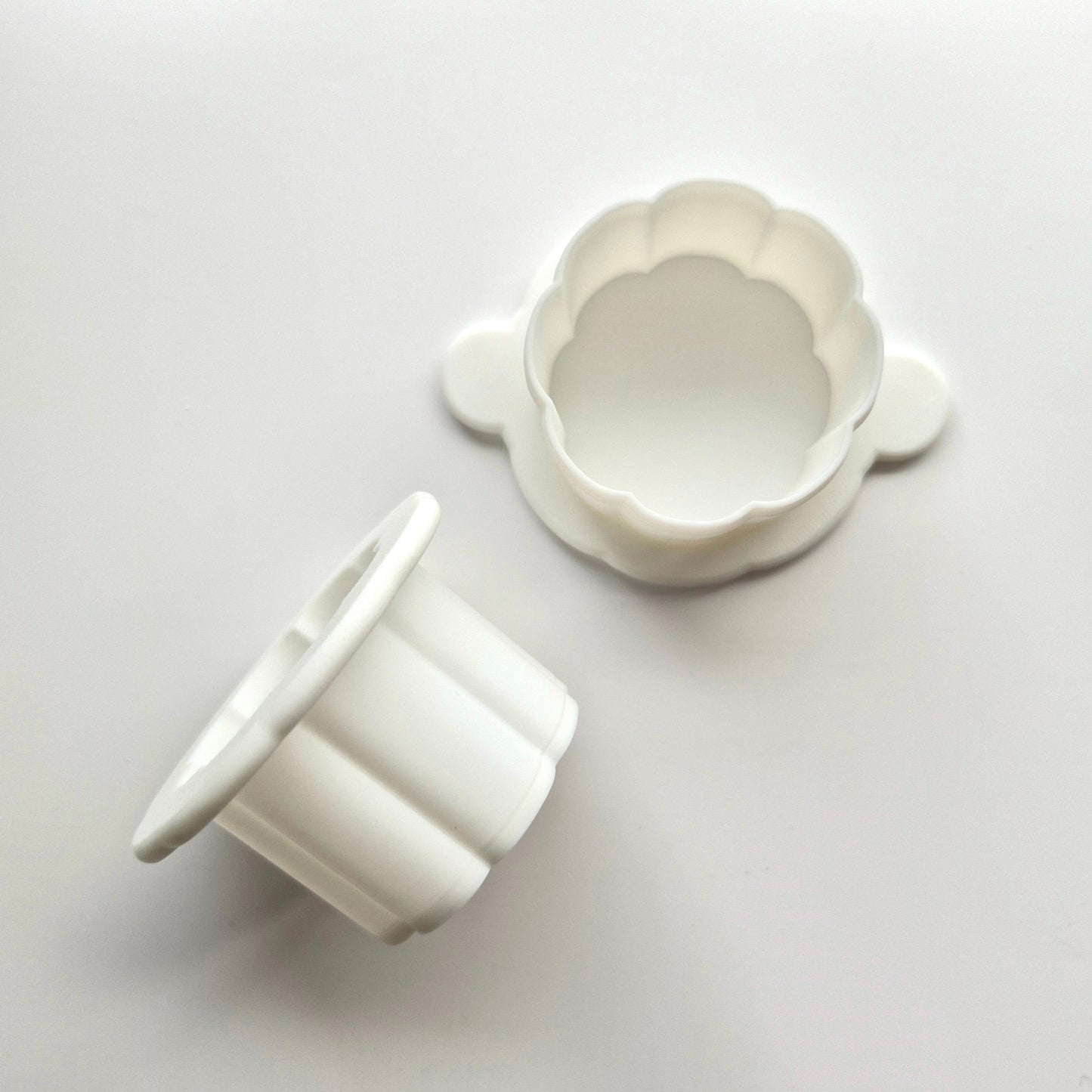 Daisy with 8 Petals Cake Pop Mould with Mini Cookie Cutter and Stamp