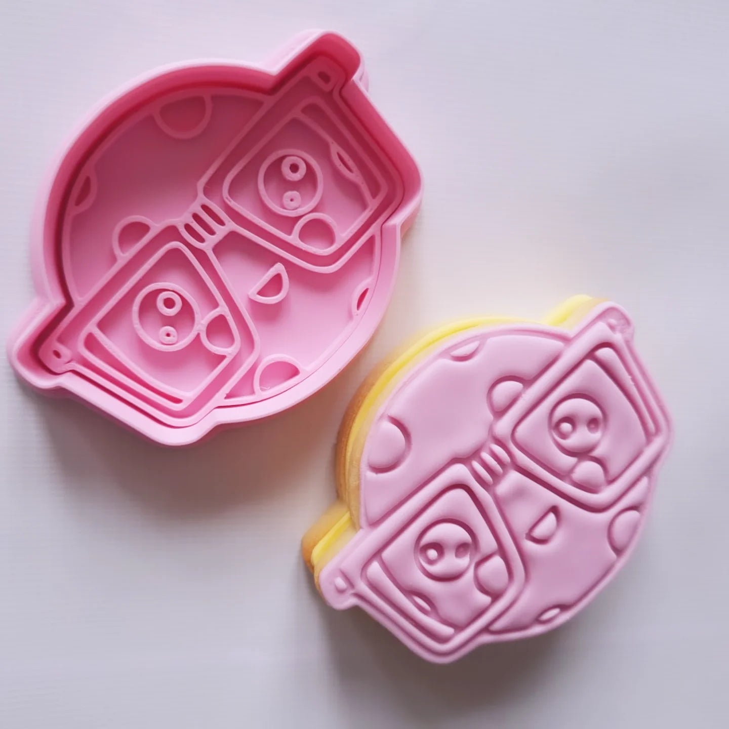 cookie cutter with stamp, and sugar cookie of the design smart cookie with nerd glasses Smart Cookie Cookie Cutter and Stamp