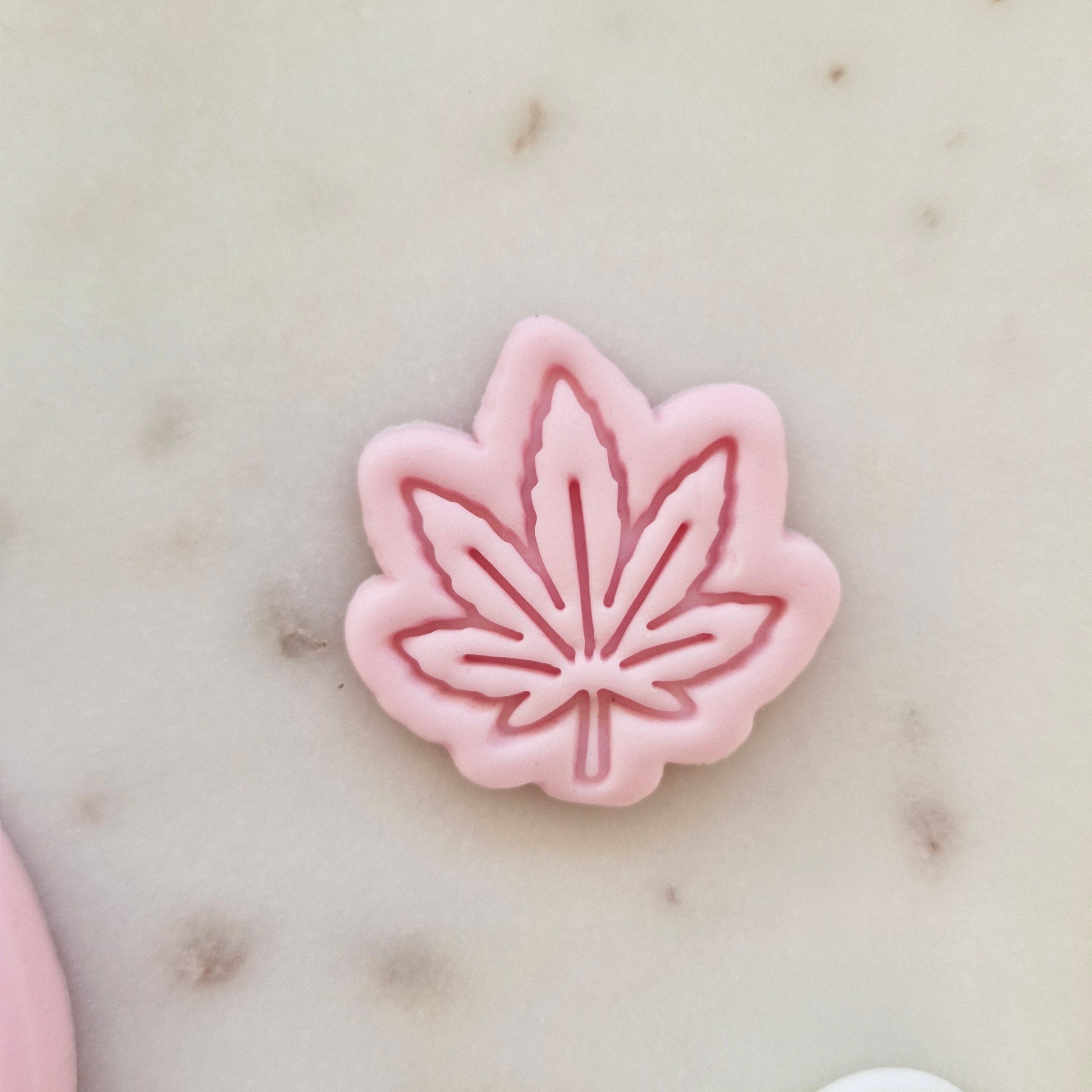 420 Leaf Cookie Cutter and Stamp zoomed in