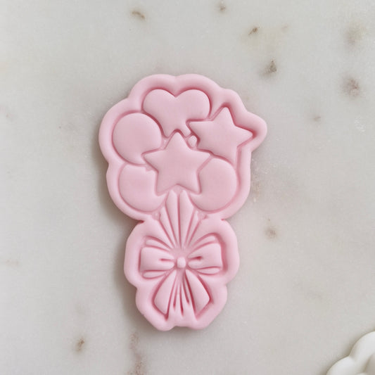 Balloons with Bow Cookie Cutter and Stamp zoomed in