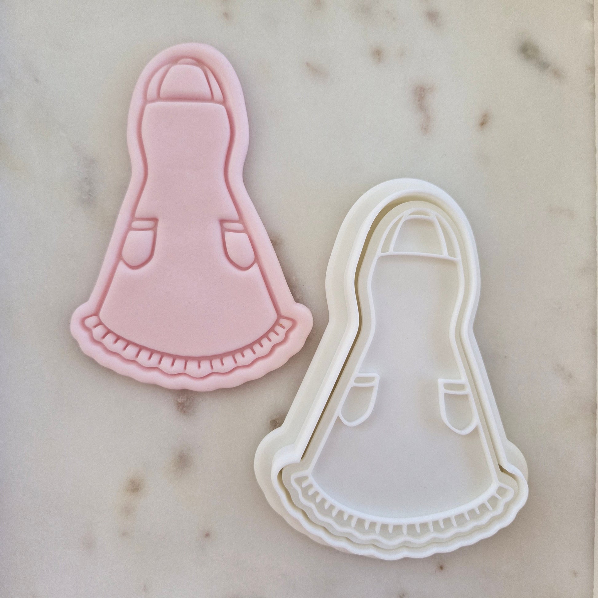 Apron Cookie Cutter and Stamp zoomed out