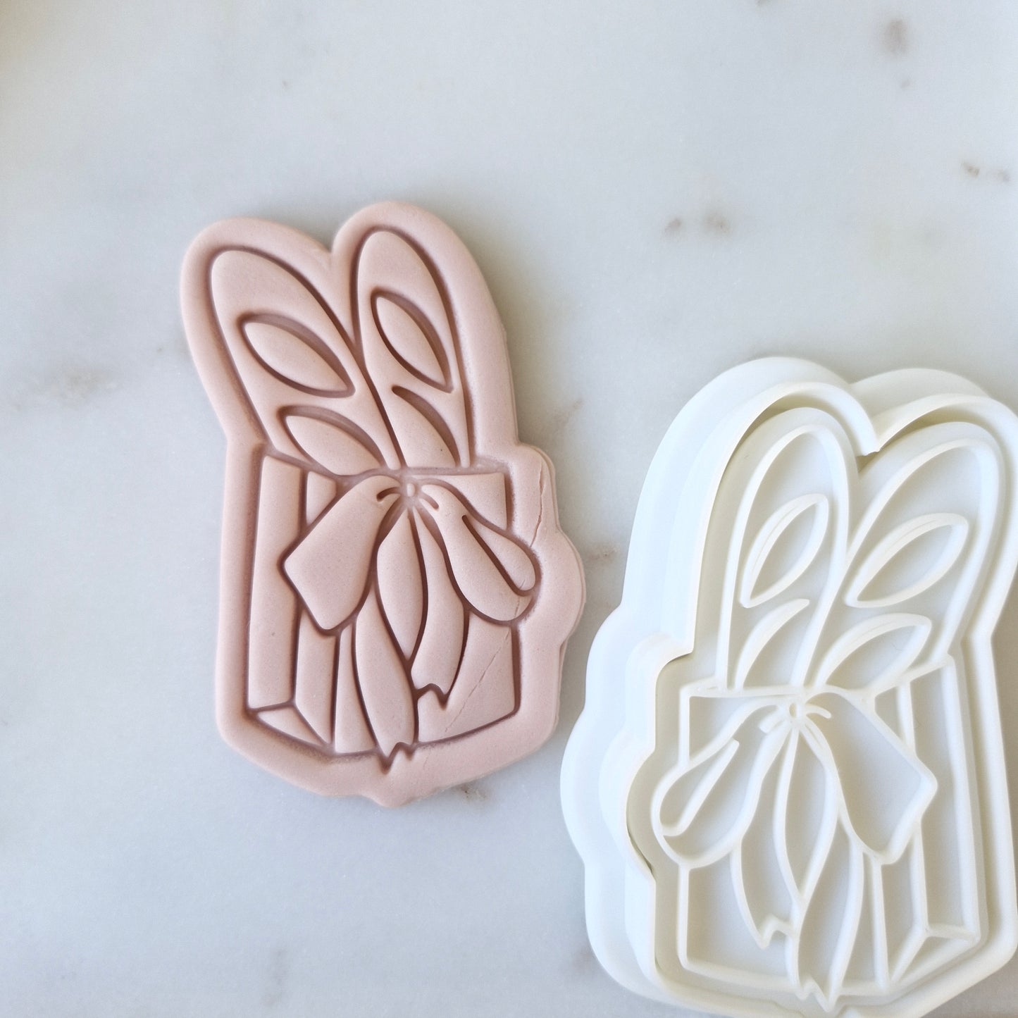 Baguettes with Bow Cookie Cutter and Stamp zoomed out