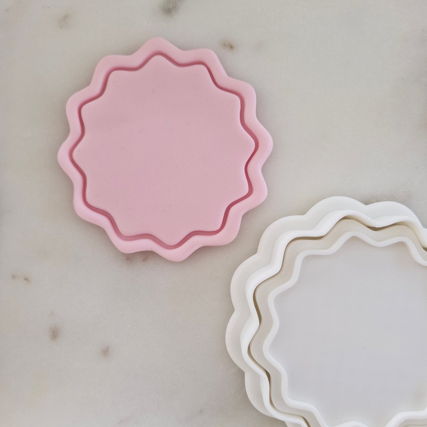 Wavy Circle Frame Cookie Cutter and Stamp zoomed out