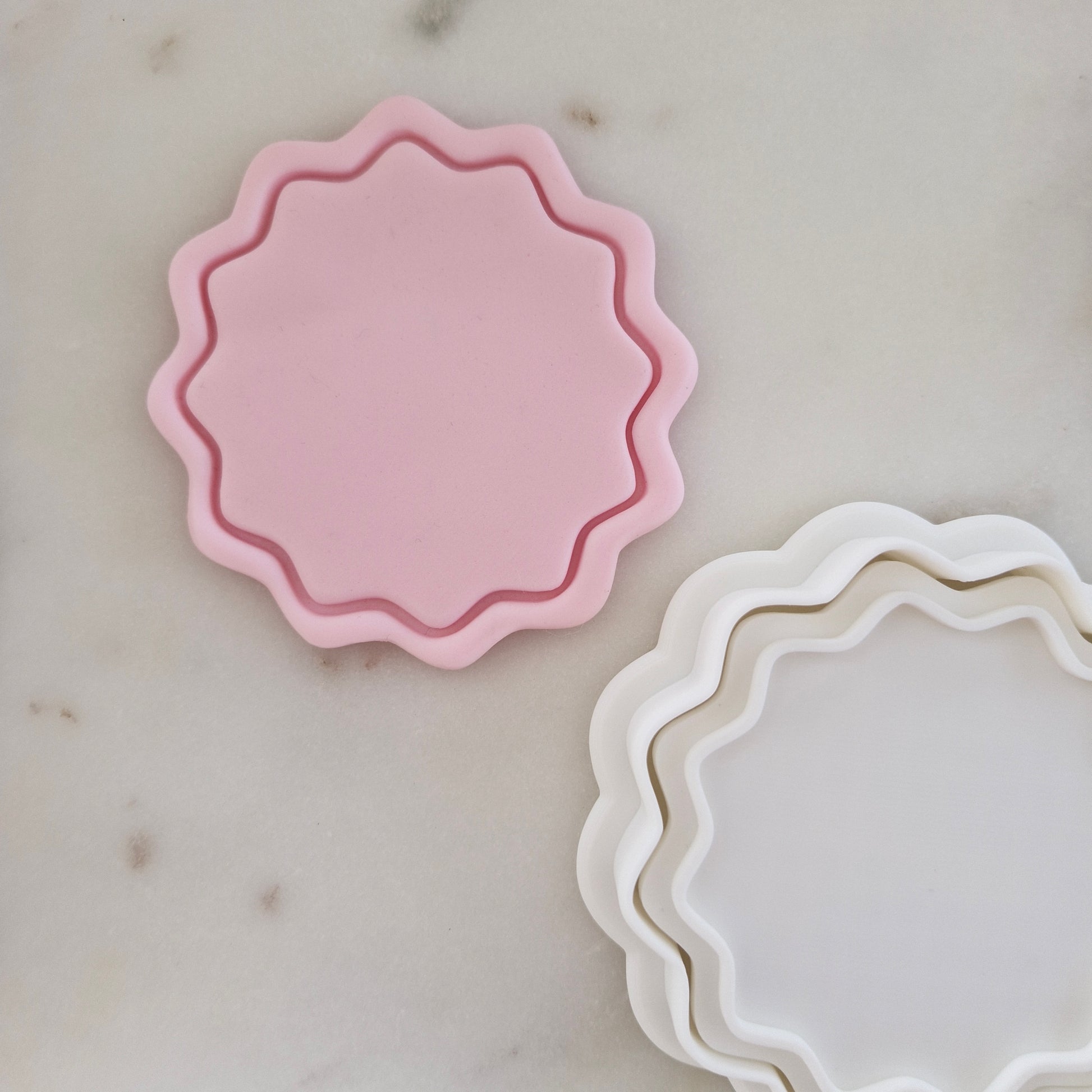 Wavy Circle Frame Cookie Cutter and Stamp zoomed out