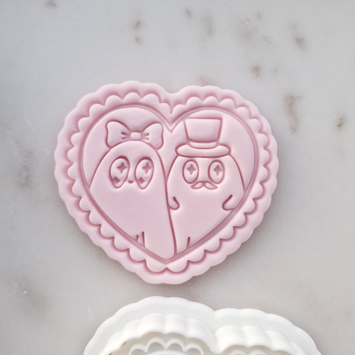 Ghost Couple in Frame Cookie Cutter and Stamp zoomed in