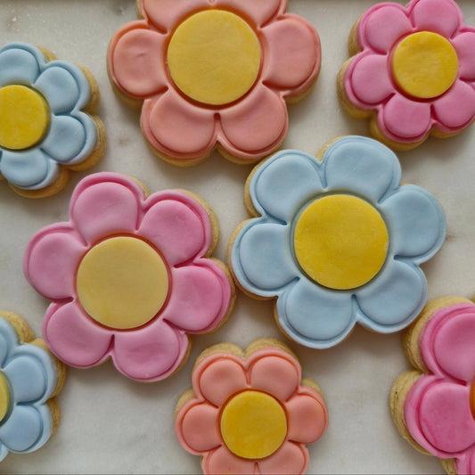 Groovy Daisy Cookie Cutter and Stamp sugar cookies various sizes of daisy flowers