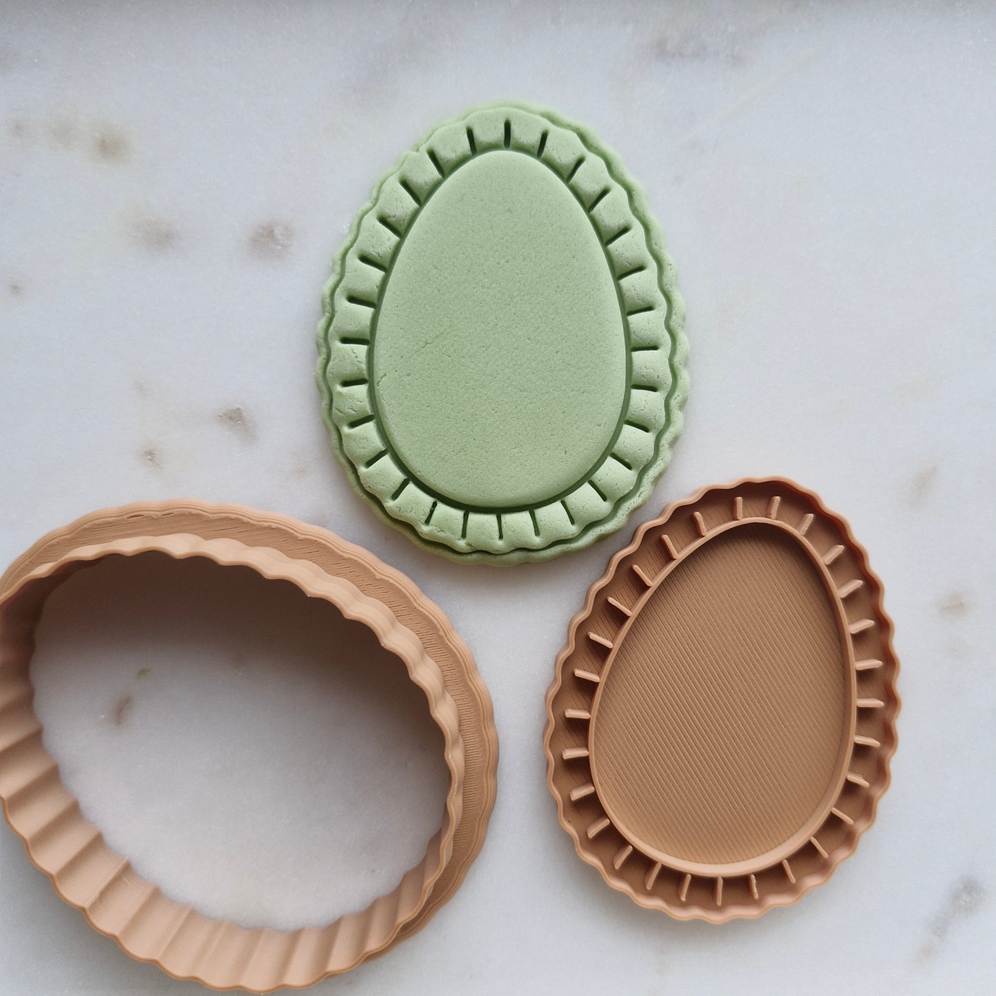 Egg with Frills Cookie Cutter and Stamp