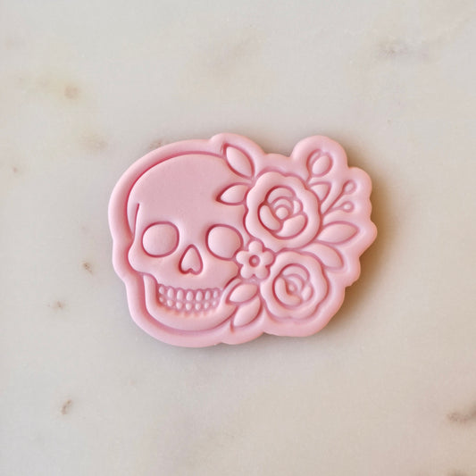 Floral Skull Cookie Cutter and Stamp zoomed in