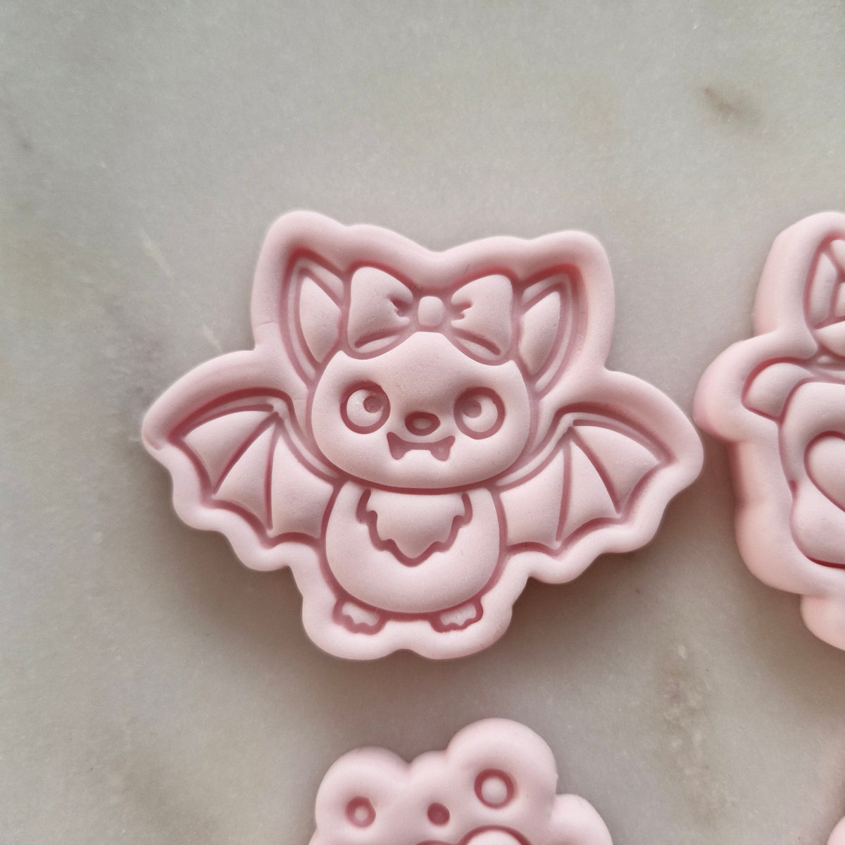 Coquette Halloween VS3 Cookie Cutter and Stamp bat with bow