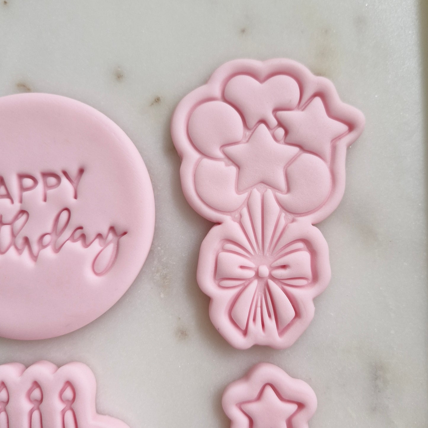 Happy Birthday Set Cookie Cutter and Stamp balloons