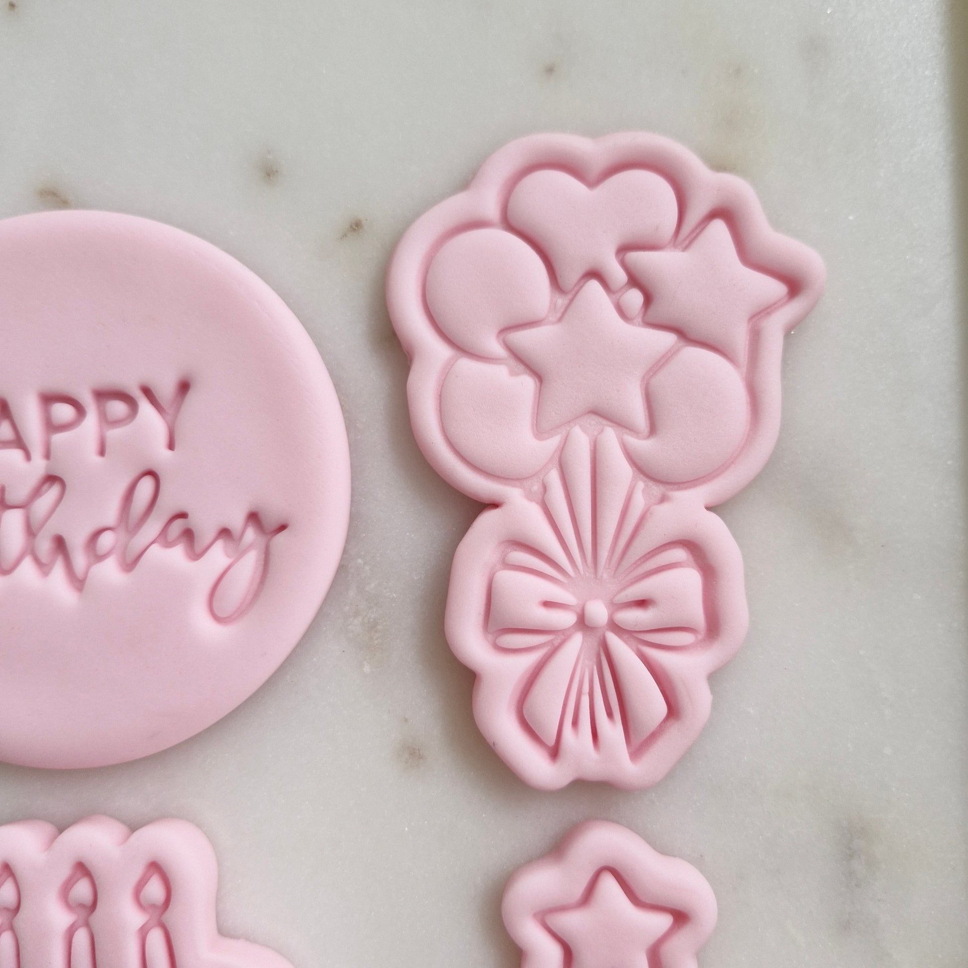Happy Birthday Set Cookie Cutter and Stamp balloons