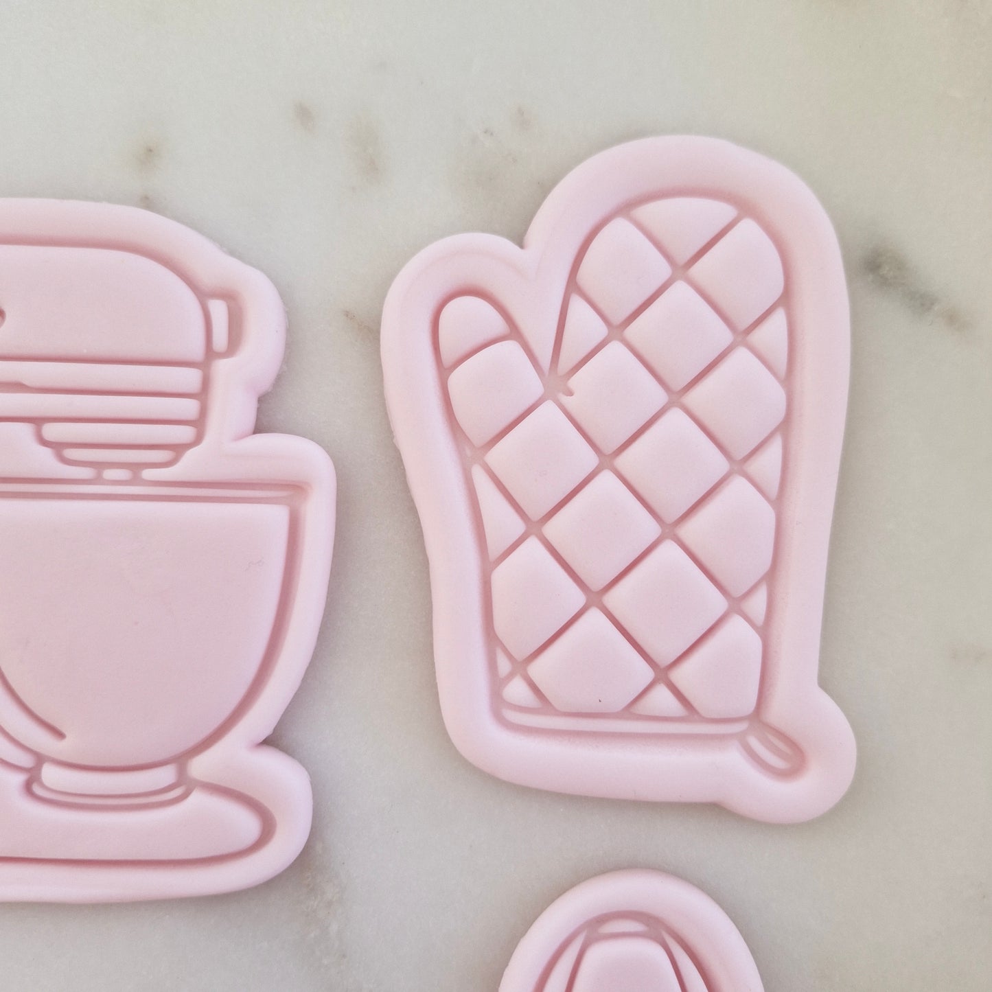 Baking Theme Set Cookie Cutter and Stamp oven mitt oven gloves Oven Mitt Cookie Cutter and Stamp