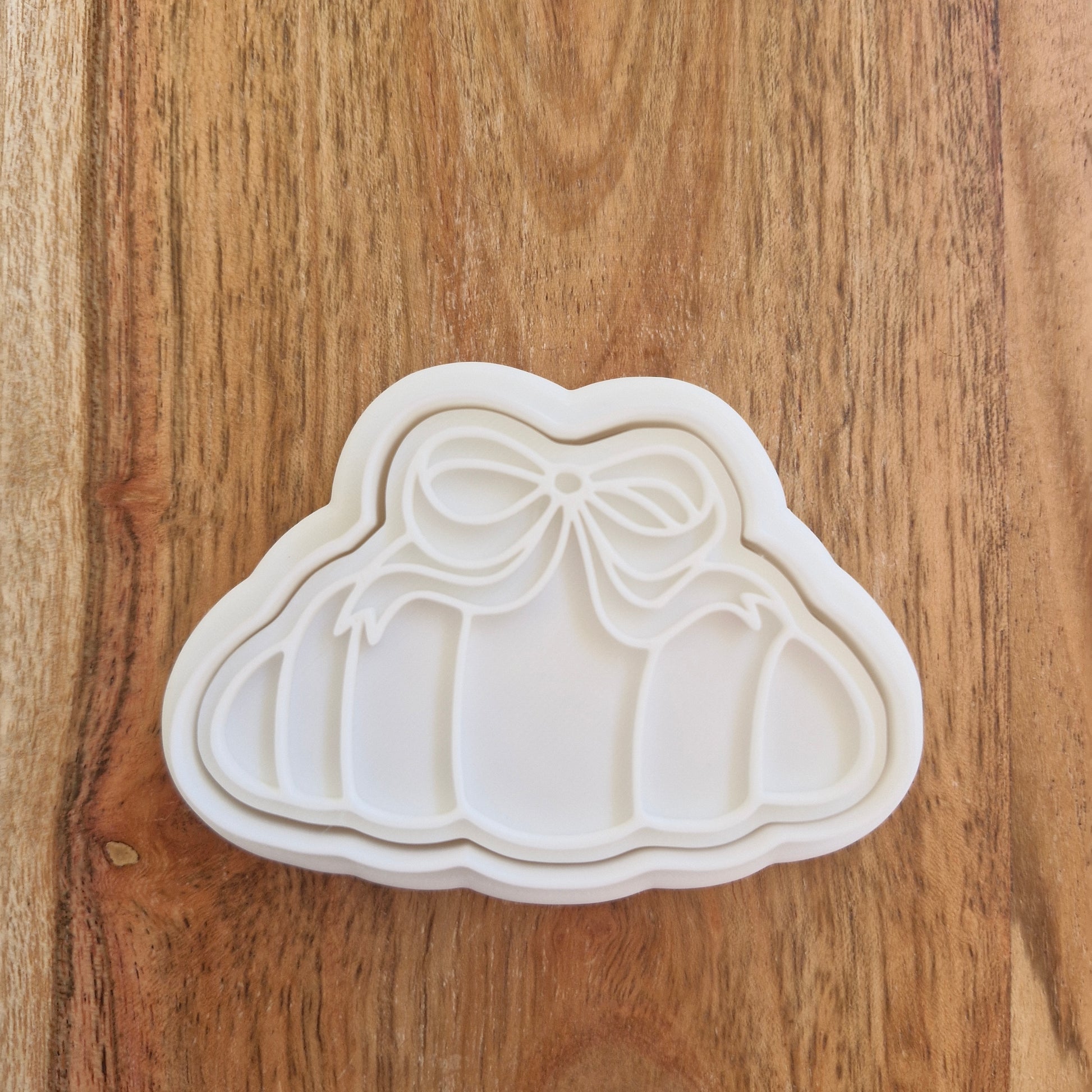 Sale Croissant with Bow Cookie Cutter and Stamp