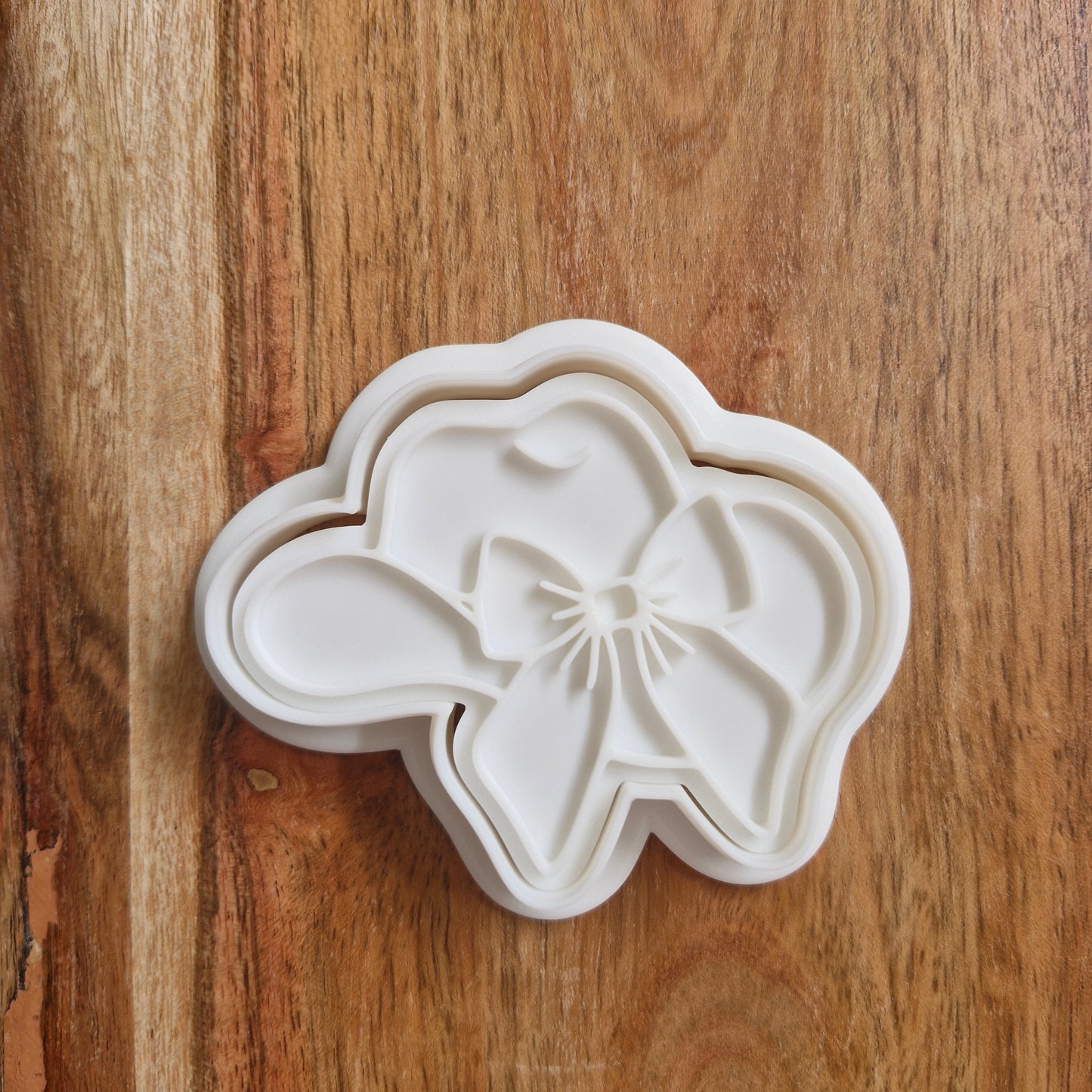 Sale Cowgirl Hat with Bow Cookie Cutter and Stamp