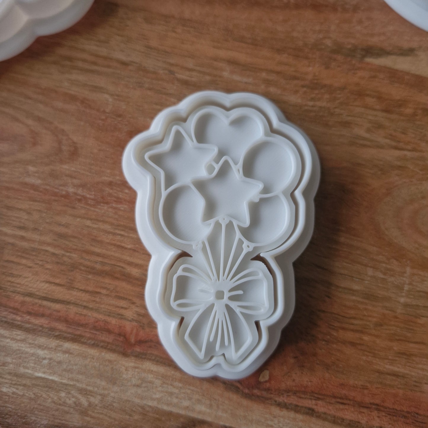 Sale Balloons with Bow Cookie Cutter and Stamp