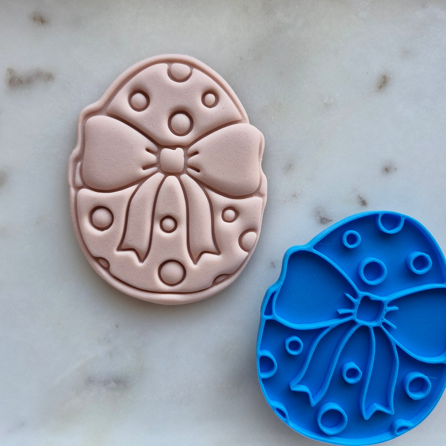 Egg with Bow and Polka Dots Cookie Cutter and Stamp