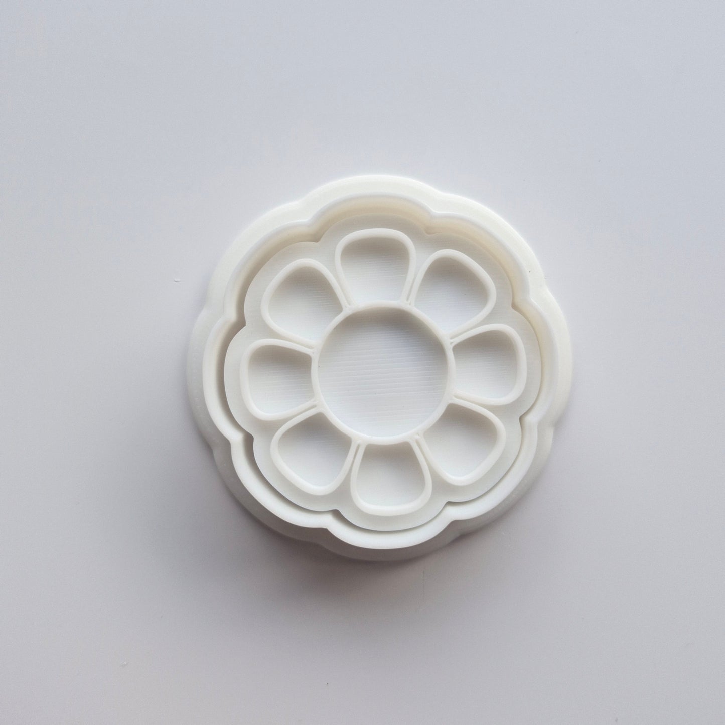 Daisy Cake Pop Mould with Mini Cookie Cutter and and Stamp