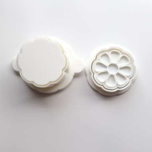 Daisy with 8 Petals Cake Pop Mould with Mini Cookie Cutter and Stamp