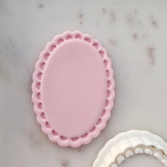 Scalloped Oval Cookie Cutter and Stamp zoomed in