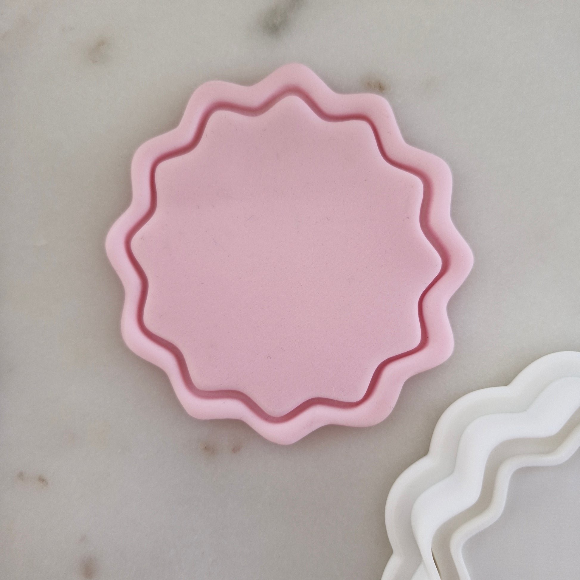 Wavy Circle Frame Cookie Cutter and Stamp zoomed in