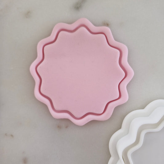 Wavy Circle Frame Cookie Cutter and Stamp zoomed in