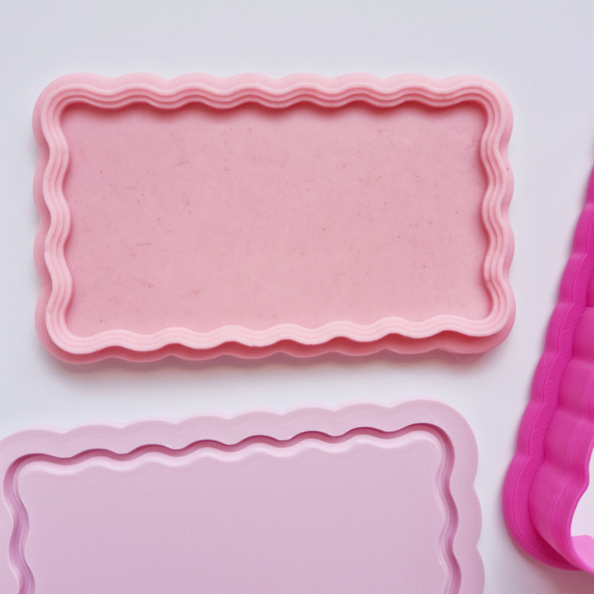 Wavy Rectangle Frame Cookie Cutter and Deboss Stamp zoomed in